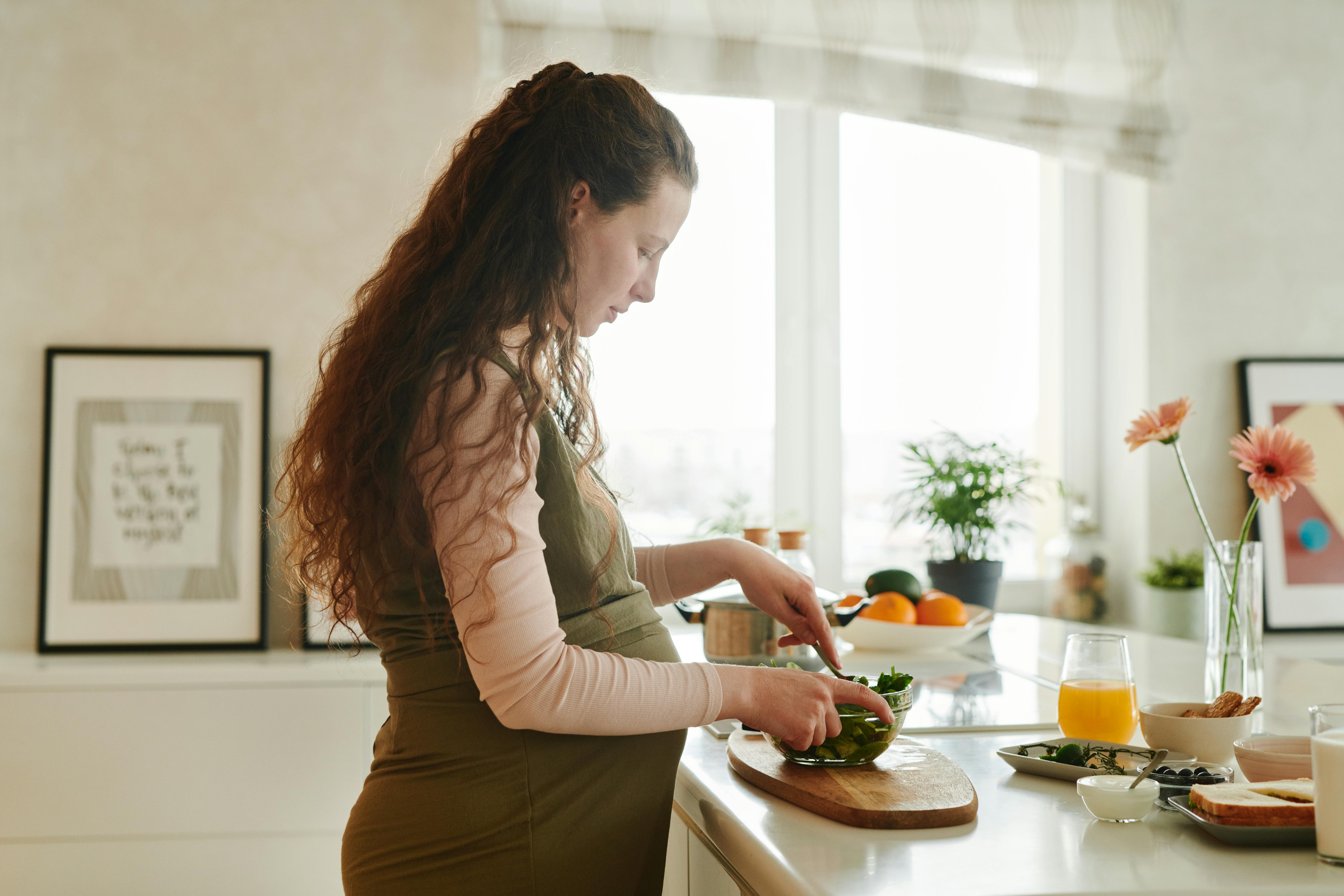 10 Best Foods to Eat During Pregnancy for You and Your Baby