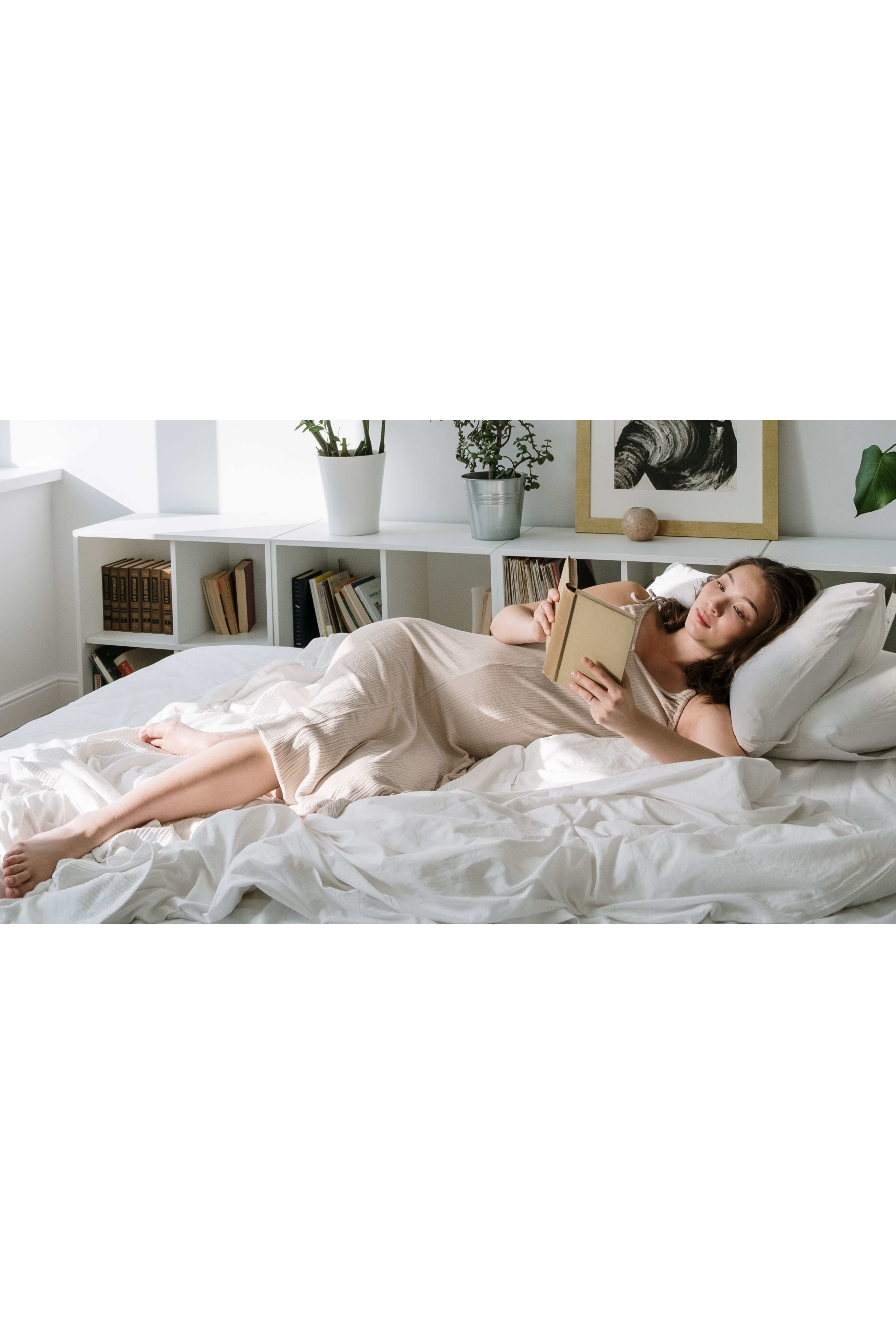 Best Pregnancy Pillows for Side Sleeping: What to Look For + My Experience